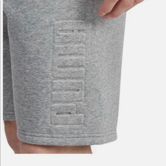 🆕PUMA EMBOSSED FLEECE SHORTS - Picture 1 of 6